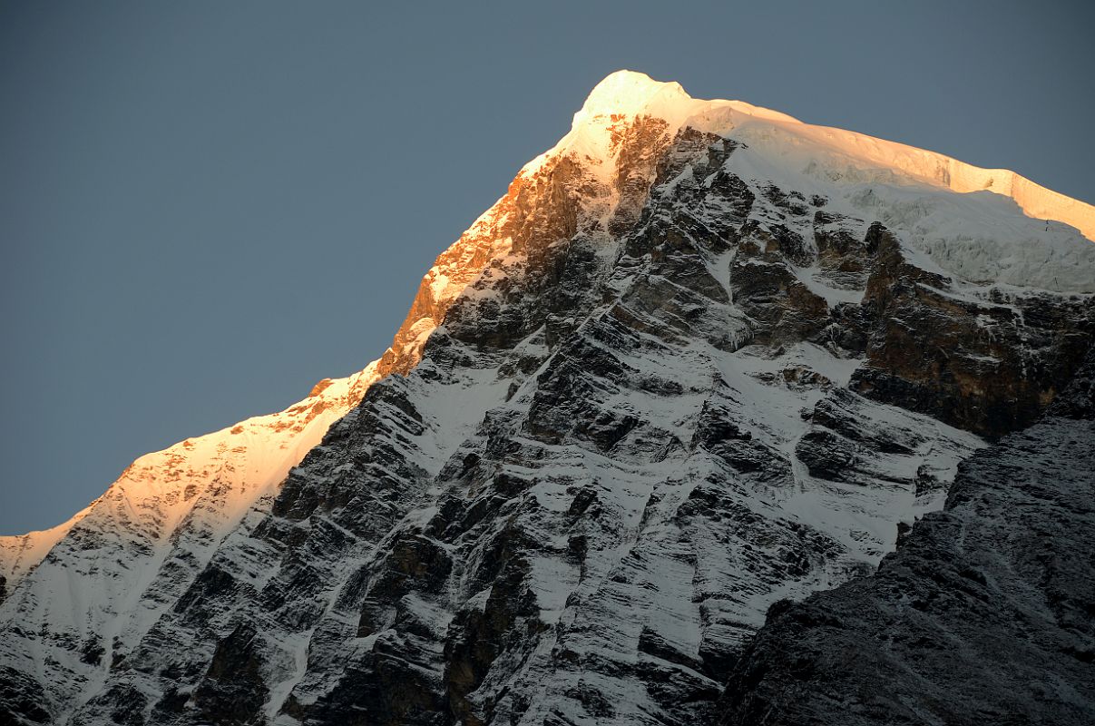 02 First Rays Of Sunrise On Tsaurabong Peak Close Up Just After Leaving Italy Base Camp Towards Darbang Around Dhaulagiri 